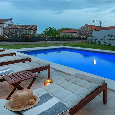 Ajda With Heated Privat Pool, Jacuzzi, Sauna, 4 Bedroom, 4 Bathroom Villa *