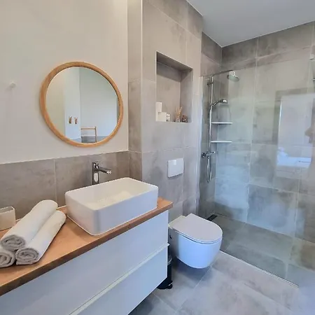 Ajda With Heated Privat Pool, Jacuzzi, Sauna, 4 Bedroom, 4 Bathroom *
